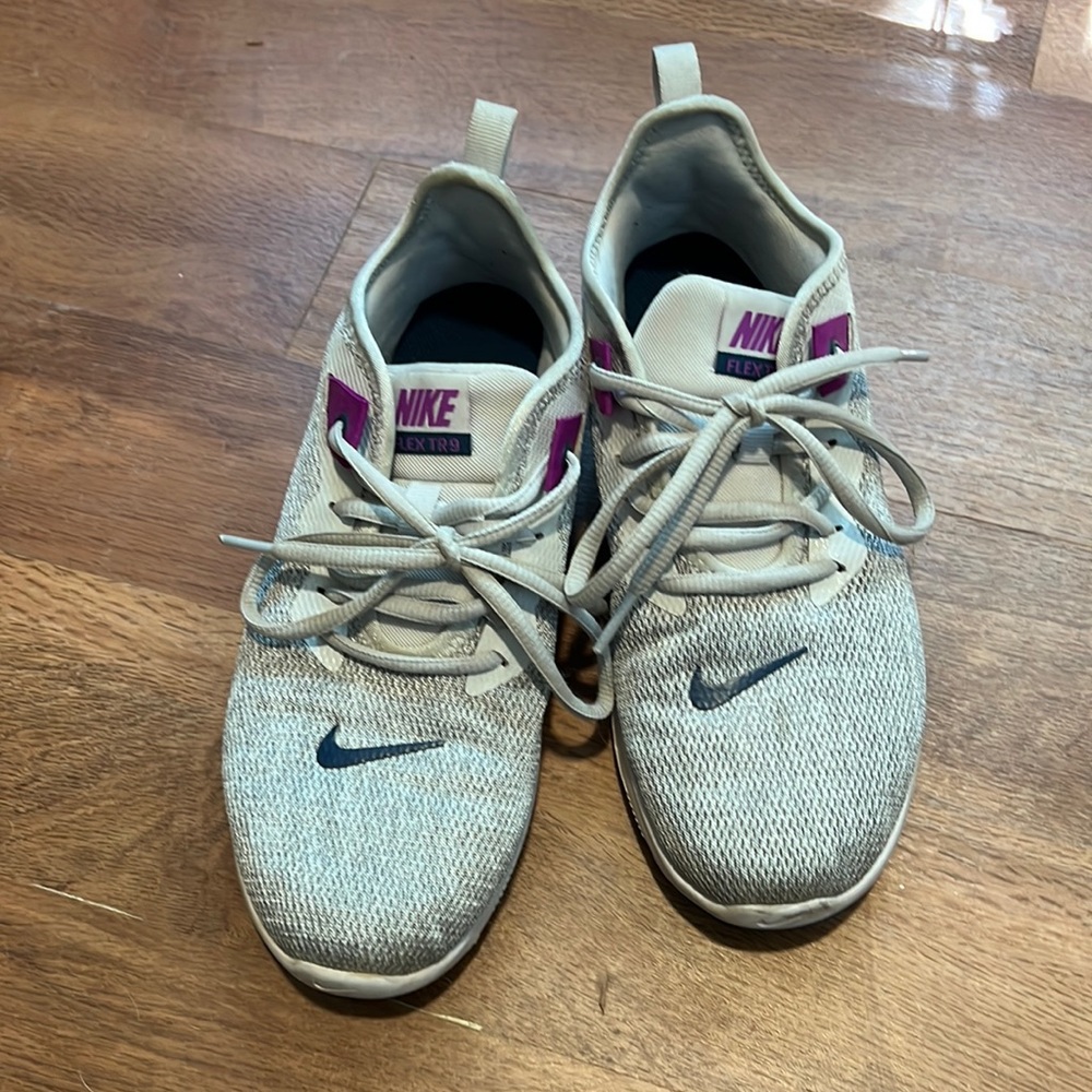 FLEX TR9 Nike